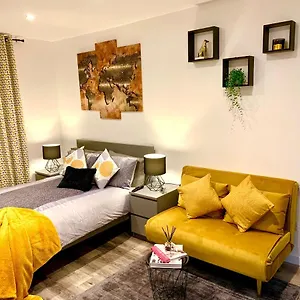 https://beautiful-studio-apartment-in-a-house-with-parking.brighton-hotels-england.com
